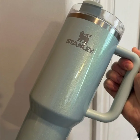 Stanley blueberry milk 40oz - Picture 6 of 14